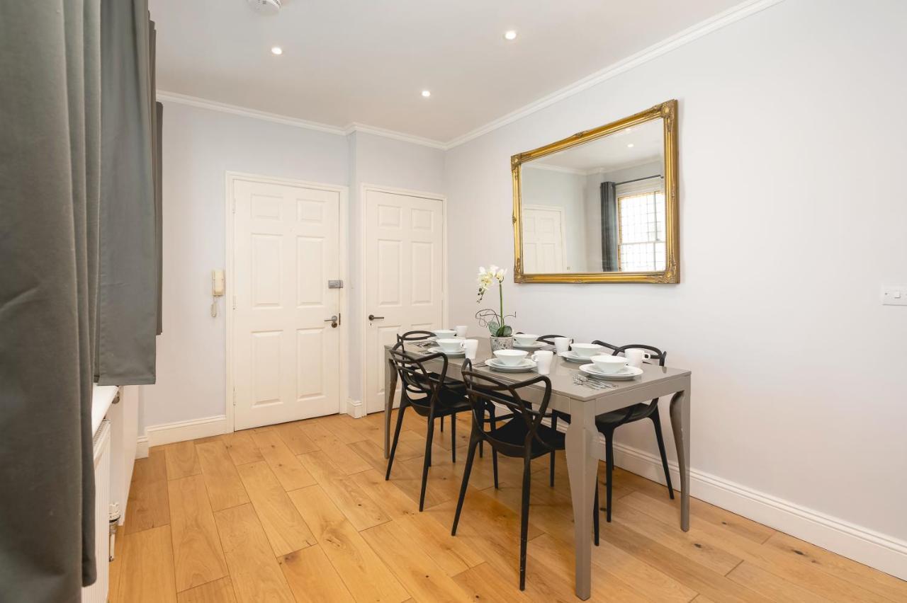 Penthousestays Notting Hill - Spacious 3 Bedroom King Bed - Near Portobello Road & Kensington High Street Londra